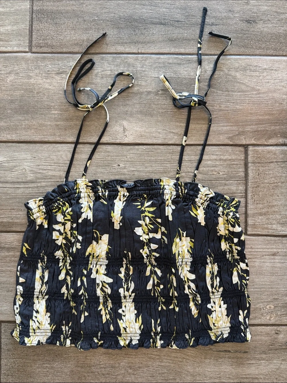 NWOT H&M BlackeNavy Floral Smocked Crop Cami with Yellow & Cream Print